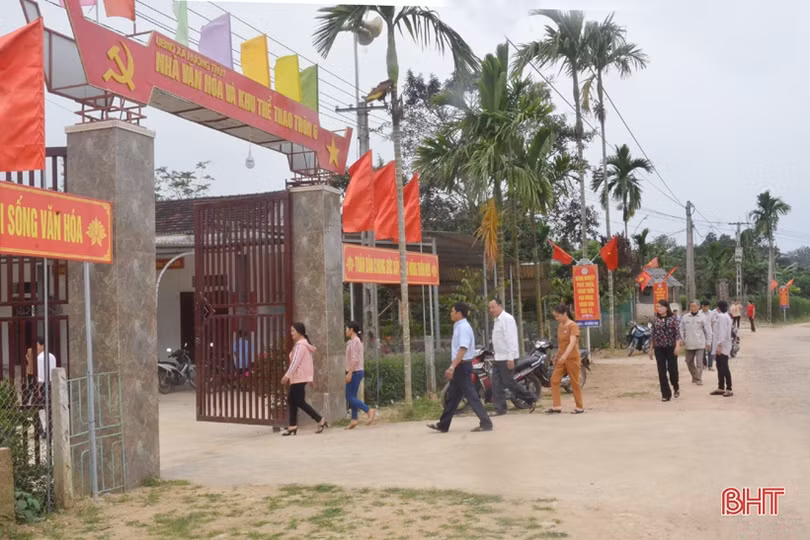 Chuyện những gia đình kiểu mẫu ở vùng quê nông thôn mới miền núi Hà Tĩnh