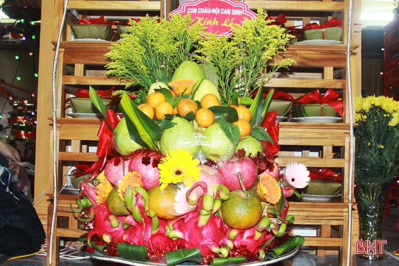 Đẹp mắt những mâm cỗ cúng Rằm tháng Giêng của người dân Hà Tĩnh