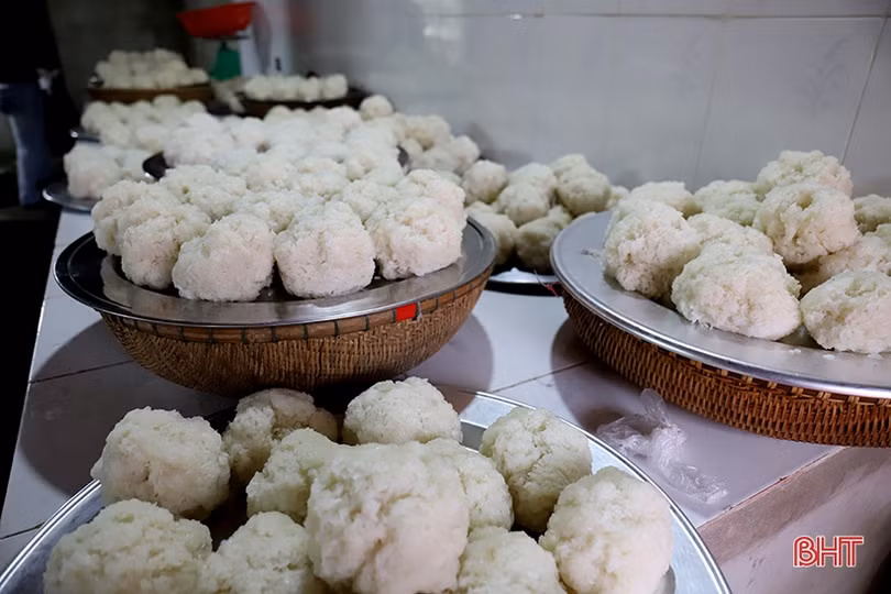 Độc đáo cuộc thi xôi đẹp ngày rằm tháng Giêng ở Nghi Xuân