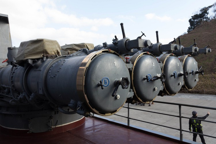 Sức mạnh hủy diệt của siêu tàu ngầm hạt nhân nặng nhất thế giới