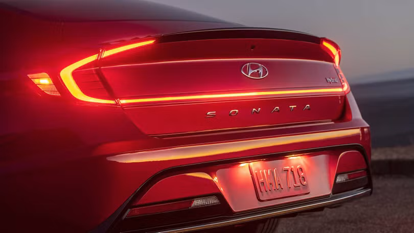 Hyundai Sonata Hybrid 2020 ra mắt, chưa có giá bán