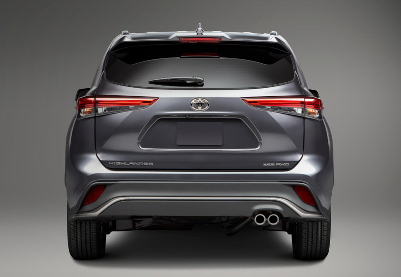 Toyota Highlander XSE 2021 ra mắt với diện mạo đậm chất thể thao