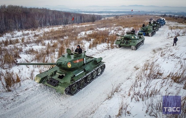 Nga mở kho dự trữ “gọi tái ngũ” hàng loạt chiến xa đồ cổ?