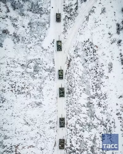 Nga mở kho dự trữ “gọi tái ngũ” hàng loạt chiến xa đồ cổ?