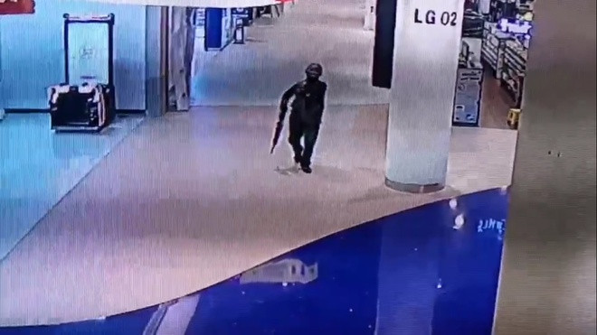 Vụ xả súng ở Thái - đặc nhiệm đột kích, giải cứu hàng trăm người