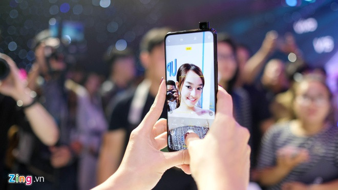 Loạt smartphone giảm giá sâu sau tết