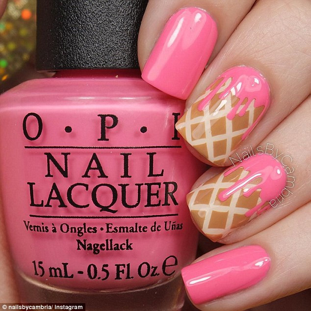 nhung mau nail dep cho co nang me kem