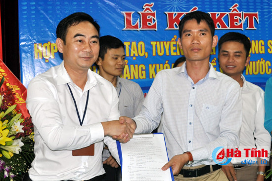 ky ket hop tac dao tao 100 hoc sinh truong nghe