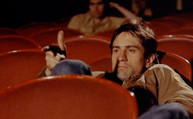 Khi tham gia Taxi Driver, Robert De Niro đã là ngôi sao của loạt phim Bố già 5 bo phim soc khien khan gia noi dien o lhp cannes