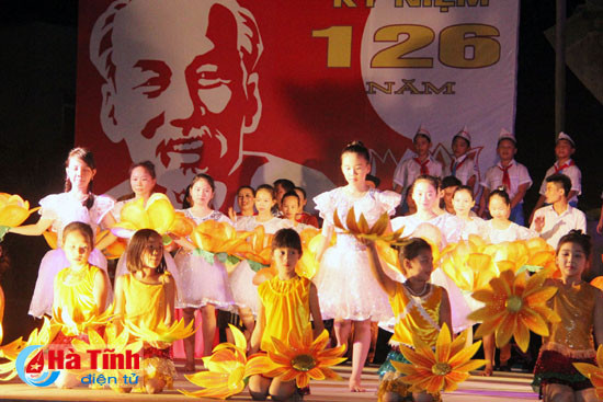 nhieu hoat dong ky niem 126 nam ngay sinh chu tich ho chi minh