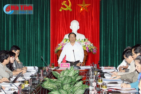 Bí thư Tỉnh ủy - Chủ tịch UBND tỉnh Lê Đình Sơn: Các cơ quan, đơn vị liên quan cần tiếp thu các ý kiến của đại biểu, hoàn thành kế hoạch đầu tư công trong tháng 2 để HĐND tỉnh thông qua