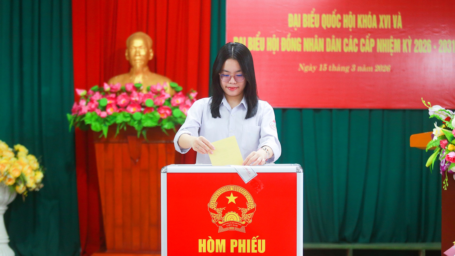 Lần đầu tôi đi bầu đại biểu dân cử