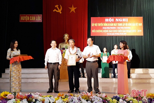 Can Lộc biểu dương 23 nông dân sản xuất giỏi