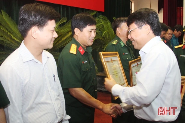 Hà Tĩnh tập trung xây dựng nền quốc phòng toàn dân trong tình hình mới