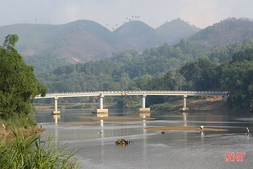 Con đường của lòng dân ở huyện miền núi Hà Tĩnh