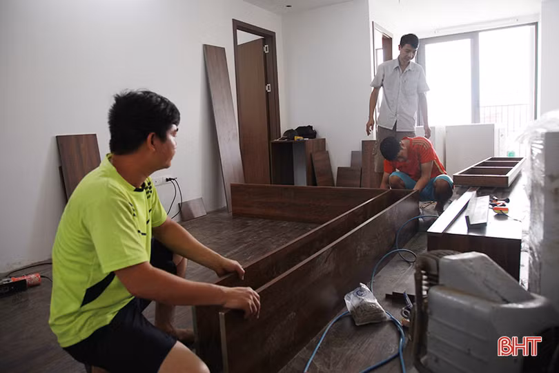 Nhộn nhịp sắm sửa cho căn hộ “trong mơ” của người thu nhập thấp ở Hà Tĩnh