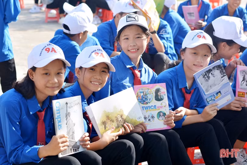 Phát động phong trào đổi rác thải nhựa lấy đồ dùng học tập ở TX Kỳ Anh