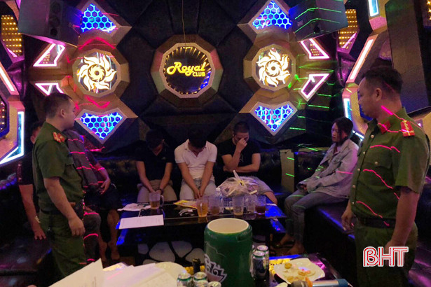 Tổ chức sinh nhật bằng… ma túy, 4 đối tượng bị Công an Can Lộc bắt giữ