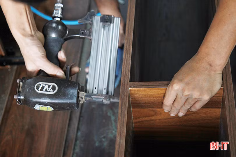 Nhộn nhịp sắm sửa cho căn hộ “trong mơ” của người thu nhập thấp ở Hà Tĩnh