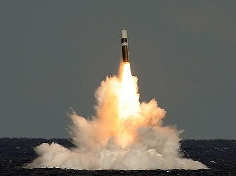 Từ lòng đại dương, Mỹ thử siêu tên lửa hạt nhân với nâng cấp đáng sợ