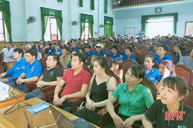 Bàn giao công trình chống sét trị giá 70 triệu đồng tại Thạch Bằng