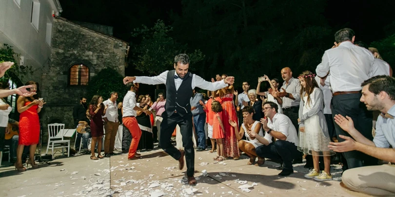 Những phong tục kỳ quái ở các nước trên thế giới