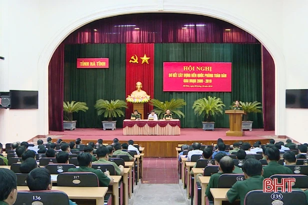 Hà Tĩnh tập trung xây dựng nền quốc phòng toàn dân trong tình hình mới