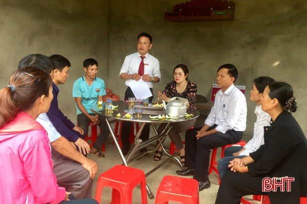 Hỗ trợ 80 triệu đồng làm nhà ở cho 2 phụ nữ nghèo ở Hương Khê