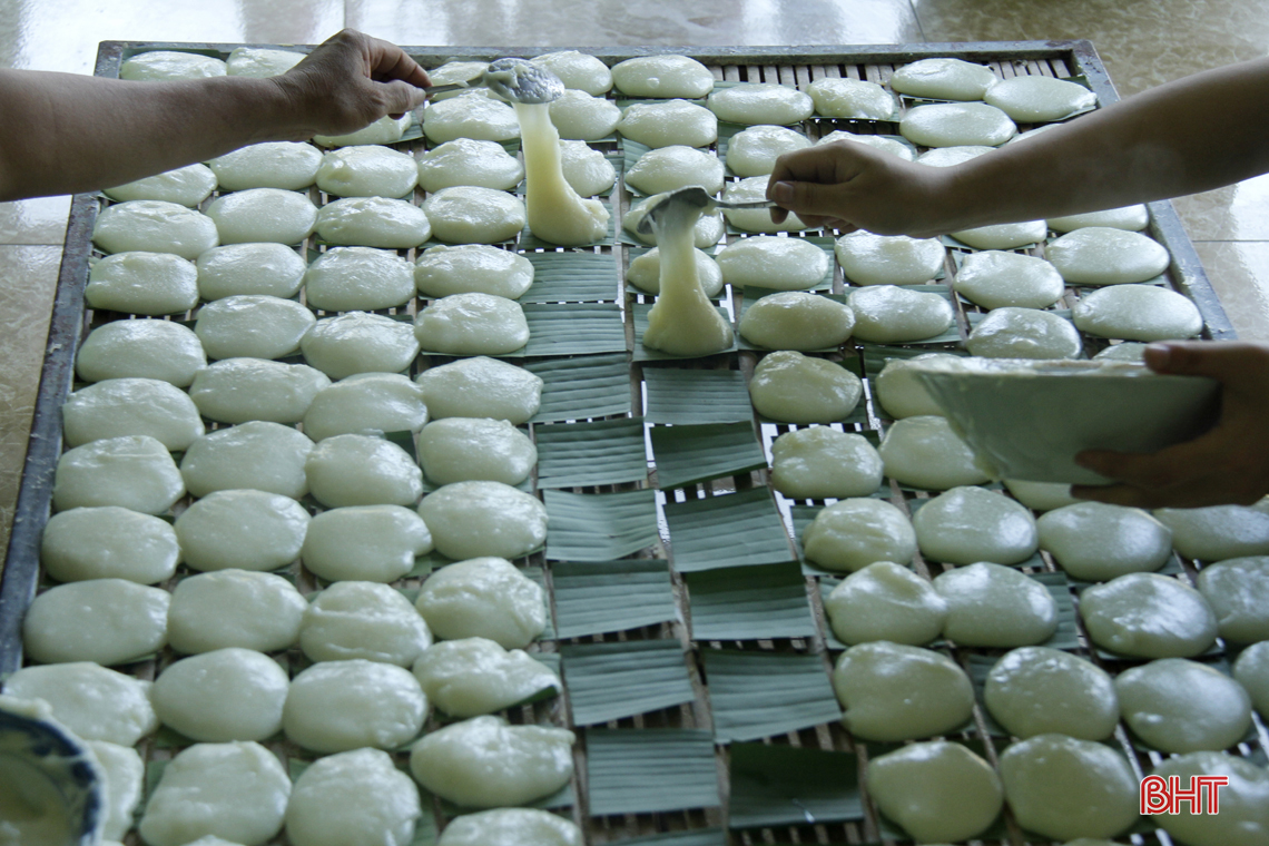 photo banh dum banh duc nong hoi an mot lan nho mai