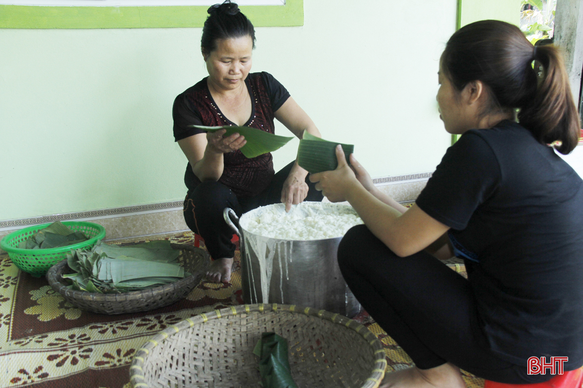 photo banh dum banh duc nong hoi an mot lan nho mai