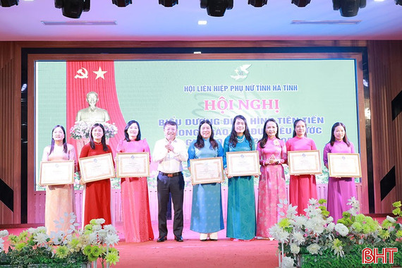 Hội LHPN Hà Tĩnh tuyên dương 95 điển hình thi đua yêu nước