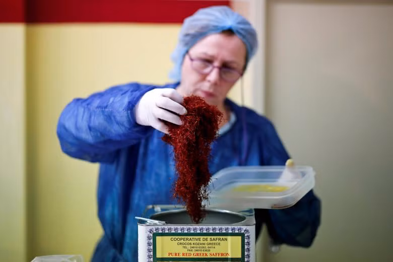 Ngành công nghiệp sản xuất “vàng đỏ” của Hy Lạp