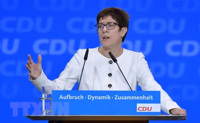 Thế giới ngày qua: Bộ trưởng Tư pháp Mỹ từ chức theo yêu cầu của Tổng thống Trump