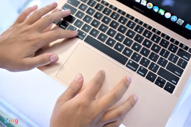 Chi tiết Macbook Air 2018 vừa về Việt Nam, giá từ 36 triệu