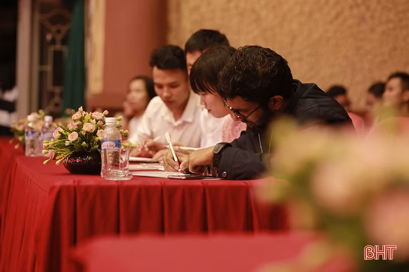 Ấn tượng đêm chung kết cuộc thi hát tiếng Anh “Sing My Song” 2018