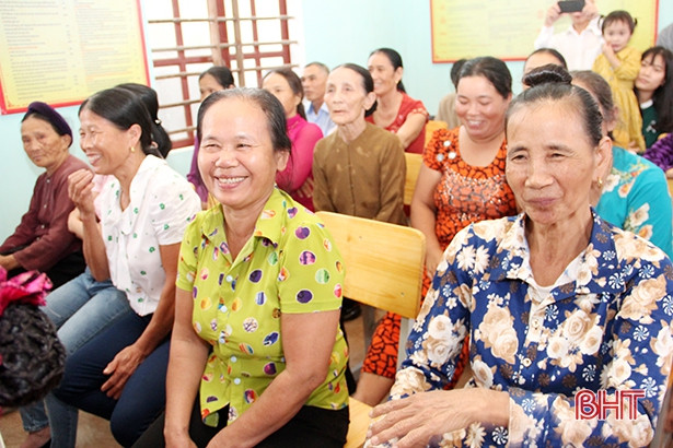 Phó Chủ tịch HĐND tỉnh dự ngày hội Đại đoàn kết toàn dân tộc tại Thạch Hà