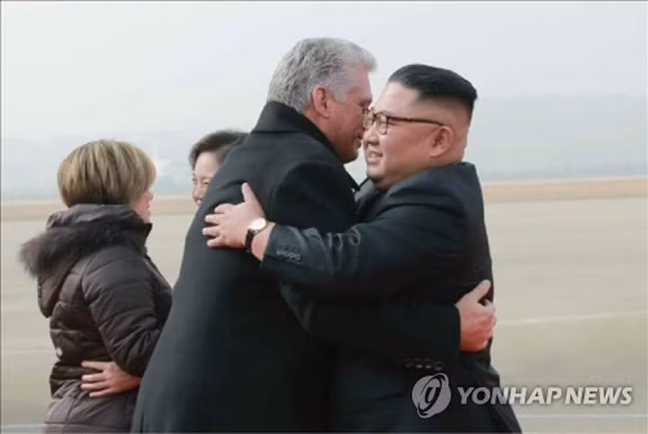 Thế giới ngày qua: Tổng thống Donald Trump trì hoãn cuộc gặp người đồng cấp Nga