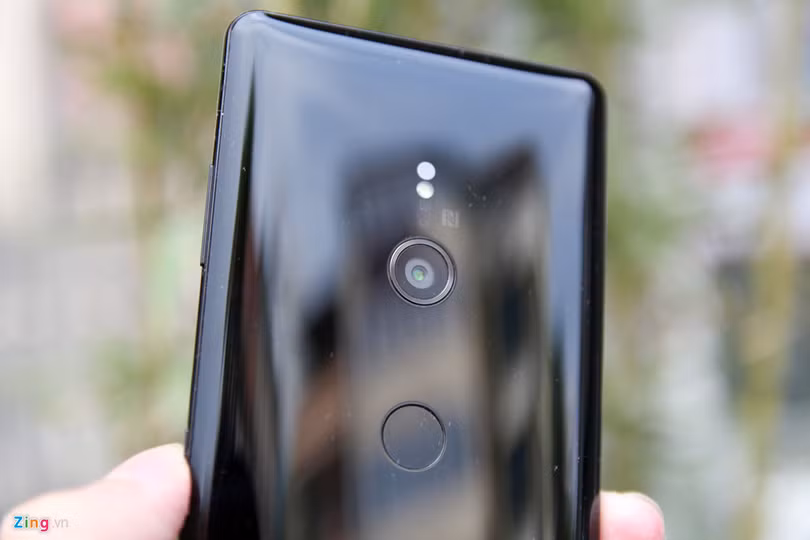 Sony Xperia XZ3 giá 20 triệu, không bán chính hãng ở Việt Nam