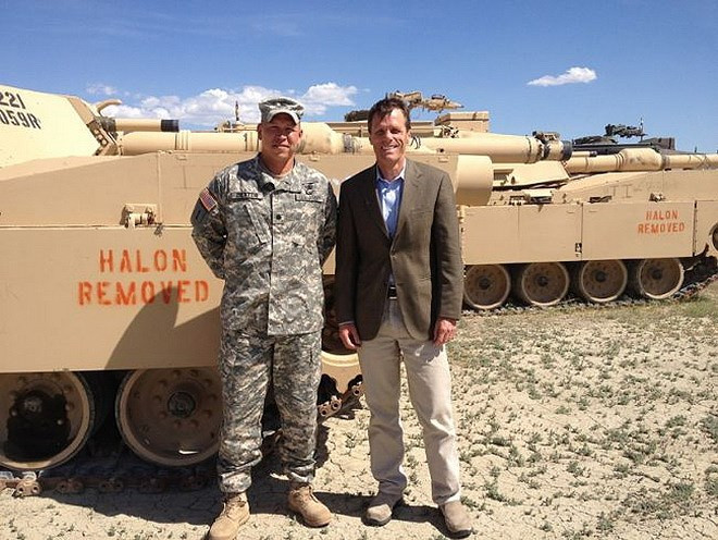 Một vòng quanh “nghĩa địa xe tăng” cực lớn trên đất Mỹ