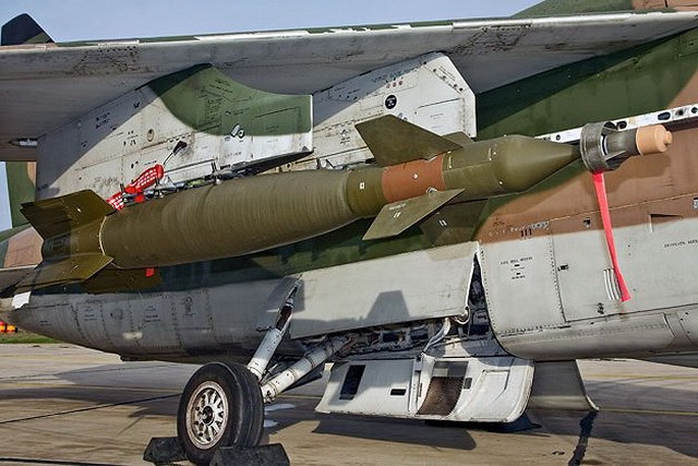 Bom thông minh Mỹ sản xuất đang dội vào chính đồng minh Mỹ tại Syria