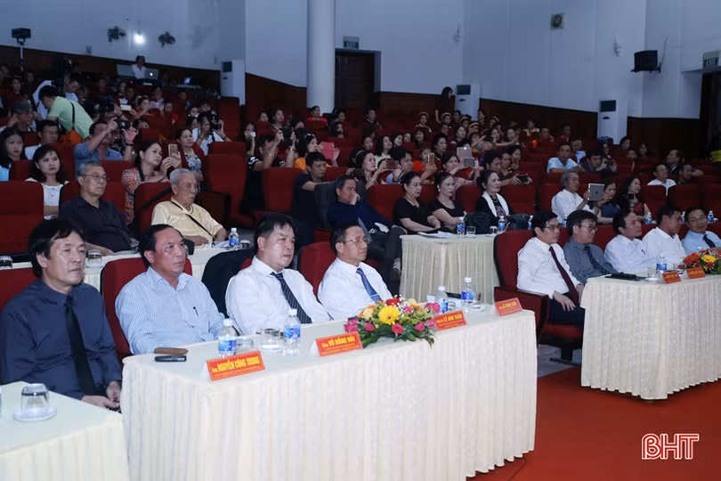 Hà Tĩnh giành giải A tập thể, 4 giải cá nhân tại Liên hoan Ca trù toàn quốc