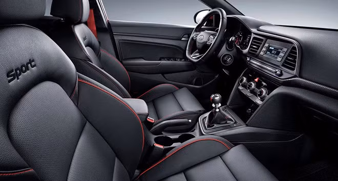 Hyundai Elantra có thêm bản thể thao, giá từ 22.400 USD