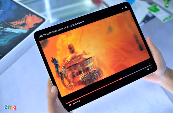 iPad Pro 2018 phiên bản 12,9 inch về Việt Nam giá 33,2 triệu đồng