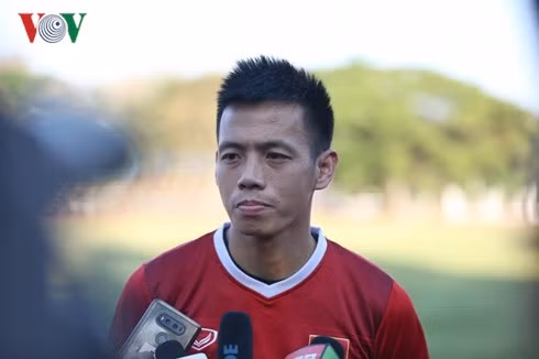 Đội trưởng Văn Quyết: “ĐT Việt Nam đã giải mã hoàn toàn đối thủ Lào”