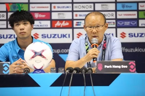 Sau trận thắng ĐT Lào 3-0, thầy Park còn nhiều nỗi lo