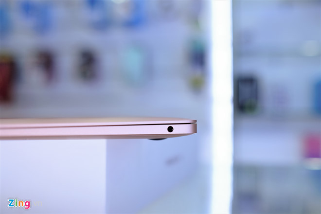 Chi tiết Macbook Air 2018 vừa về Việt Nam, giá từ 36 triệu