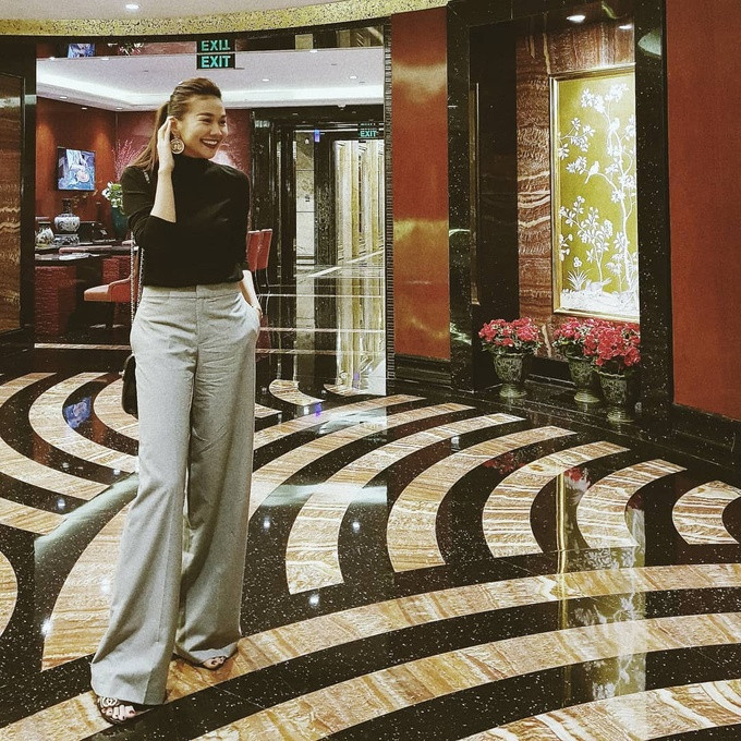 hoc lom cach my nhan viet dien quan au thoi thuong