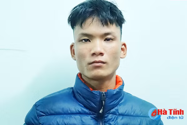 Khám xét 5 cơ sở “tín dụng đen” lớn nhất Hà Tĩnh, bắt giữ 25 đối tượng