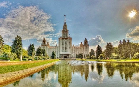 7 cong trinh kien truc tuyet dep cua nga