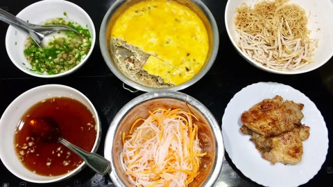 them mot cach nau com tam suon bi ngon la mieng ai thu cung nghien